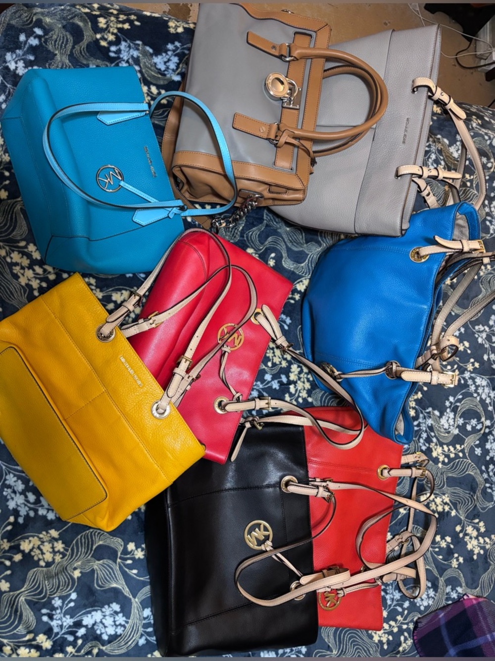 Authentic Michael Kors Bundle As Is No Return No Cancellation And No Request